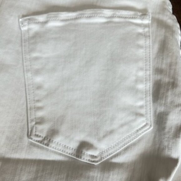 NWT Body Sculpting Butt Lift Premium Quality Stretchy Shaping Skinny White Jeans - Picture 11 of 14